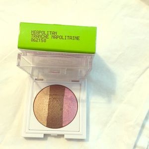 Neapolitan eyeshadow trio